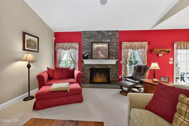 19 Addison Way, Clifton Park, NY 12148