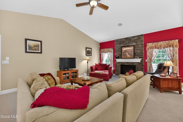 19 Addison Way, Clifton Park, NY 12148