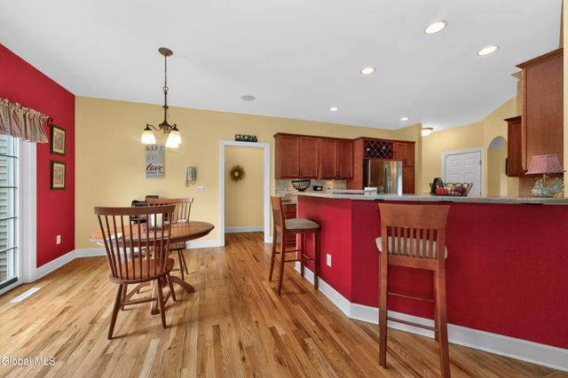 19 Addison Way, Clifton Park, NY 12148