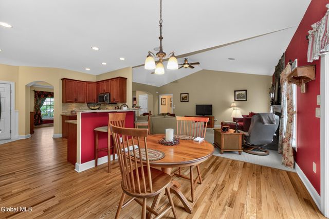19 Addison Way, Clifton Park, NY 12148