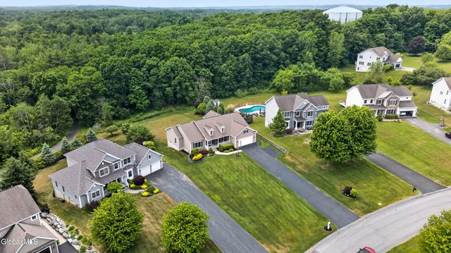 19 Addison Way, Clifton Park, NY 12148