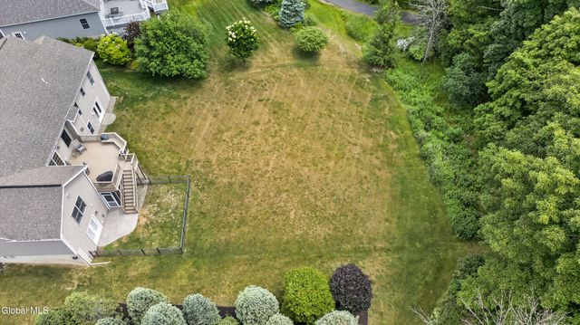 19 Addison Way, Clifton Park, NY 12148