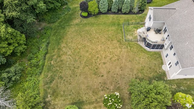 19 Addison Way, Clifton Park, NY 12148