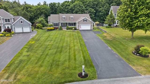 19 Addison Way, Clifton Park, NY 12148