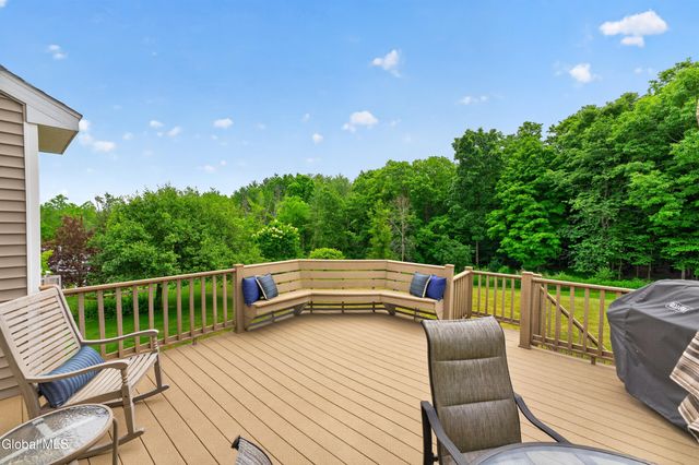 19 Addison Way, Clifton Park, NY 12148