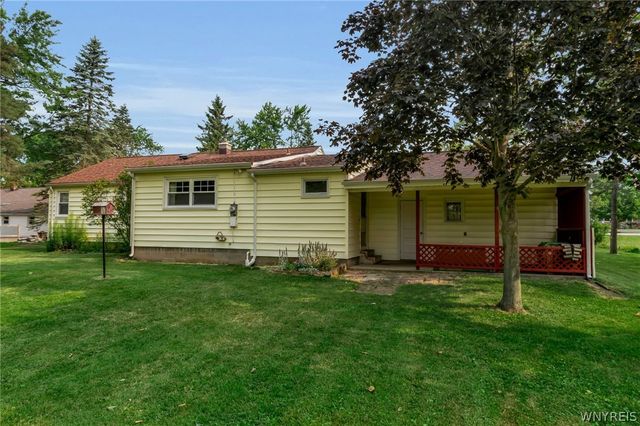 4906 Meyer Road, Pendleton, NY 14120