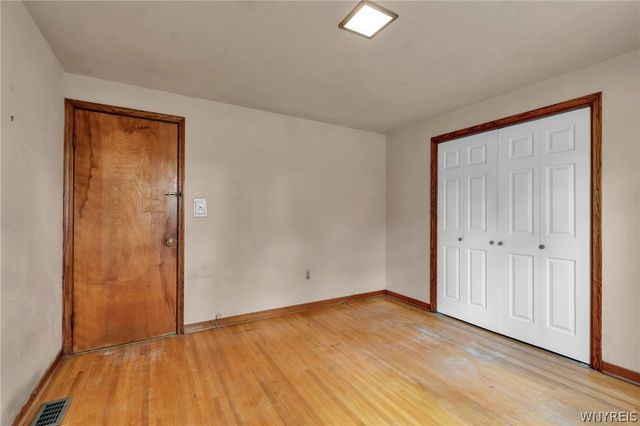 4906 Meyer Road, Pendleton, NY 14120