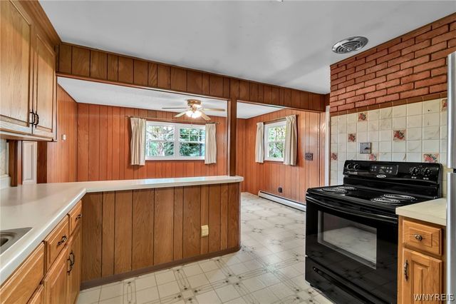 4906 Meyer Road, Pendleton, NY 14120
