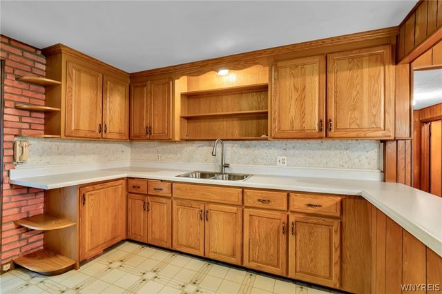 4906 Meyer Road, Pendleton, NY 14120