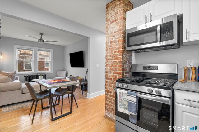 7 Willowbrook Place 1st Fl, Stamford, CT 06902