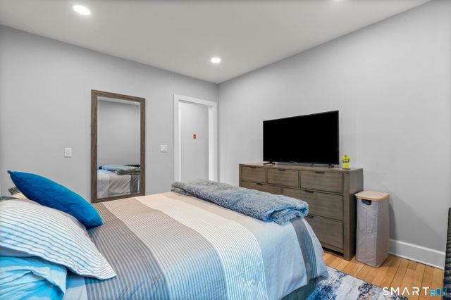 7 Willowbrook Place 1st Fl, Stamford, CT 06902