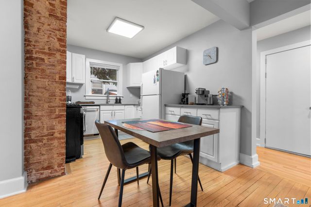 7 Willowbrook Place 1st Fl, Stamford, CT 06902