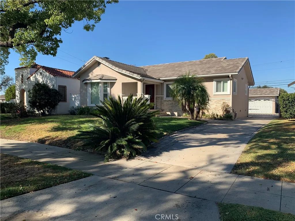 1817 S Palm, Alhambra, CA 91803