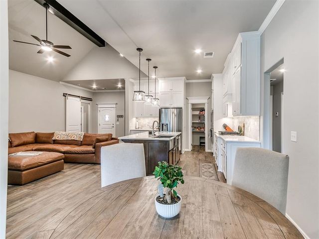 9316 NW 118th Street, Yukon, OK 73099