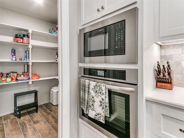 9316 NW 118th Street, Yukon, OK 73099