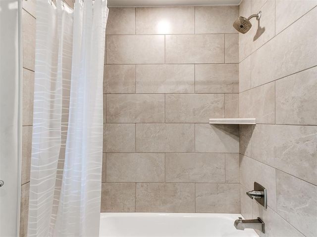 9316 NW 118th Street, Yukon, OK 73099