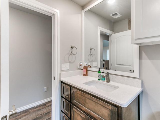 9316 NW 118th Street, Yukon, OK 73099