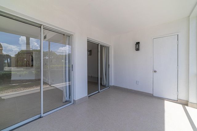 815 W Boynton Beach Boulevard 12-106, Boynton Beach, FL 33426