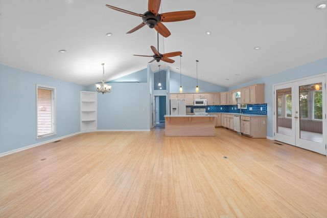 719 Lakehaven Circle, Decatur, TN 37322