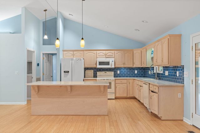 719 Lakehaven Circle, Decatur, TN 37322