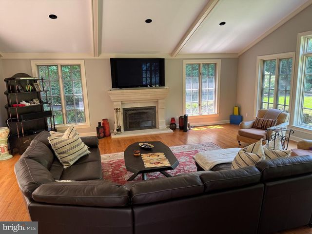 414 GILPIN RD, Penn Valley, PA 19072