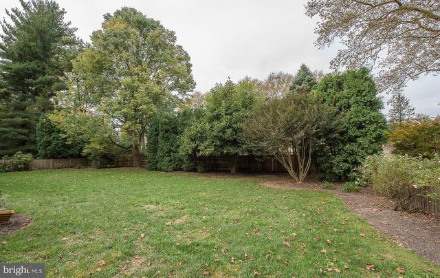 414 GILPIN RD, Penn Valley, PA 19072