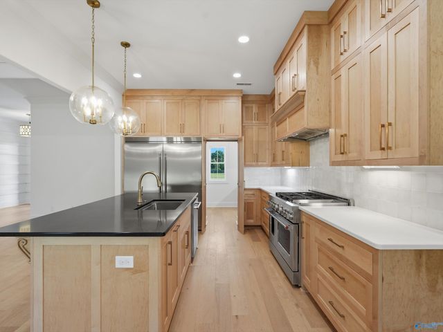 20574 Jeremiah Lane, Athens, AL 35611