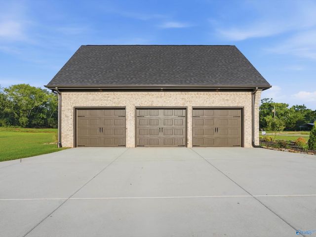 20574 Jeremiah Lane, Athens, AL 35611