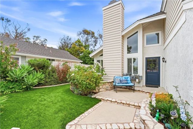 11 Shadowleaf, Irvine, CA 92614