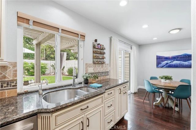 11 Shadowleaf, Irvine, CA 92614