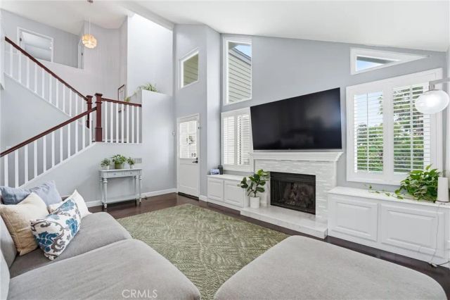 11 Shadowleaf, Irvine, CA 92614