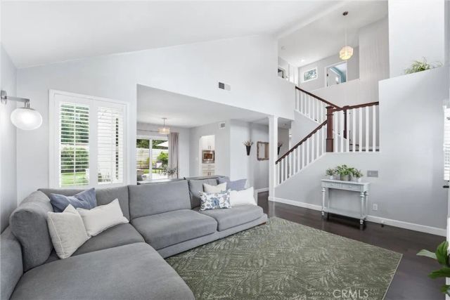11 Shadowleaf, Irvine, CA 92614