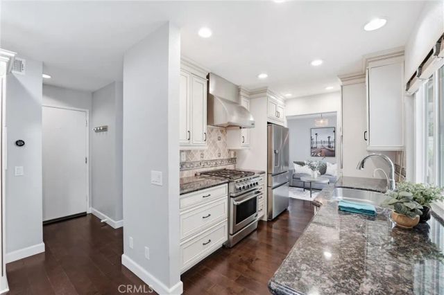 11 Shadowleaf, Irvine, CA 92614