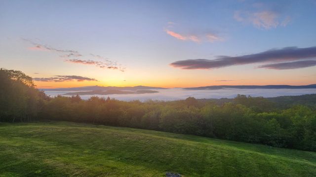 248 Gird Lot Road, Weathersfield, VT 05151