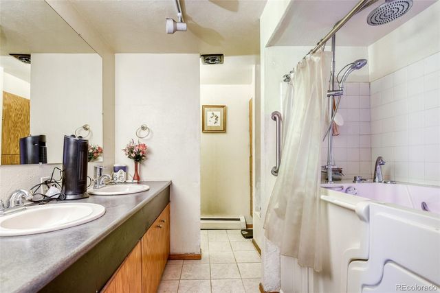 1901 Xanthia Street, Denver, CO 80220