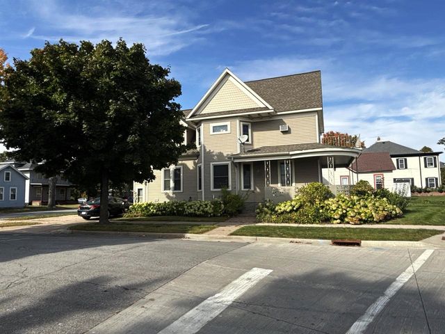 550 S 1ST AVENUE, Wausau, WI 54401