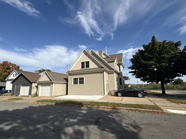 550 S 1ST AVENUE, Wausau, WI 54401