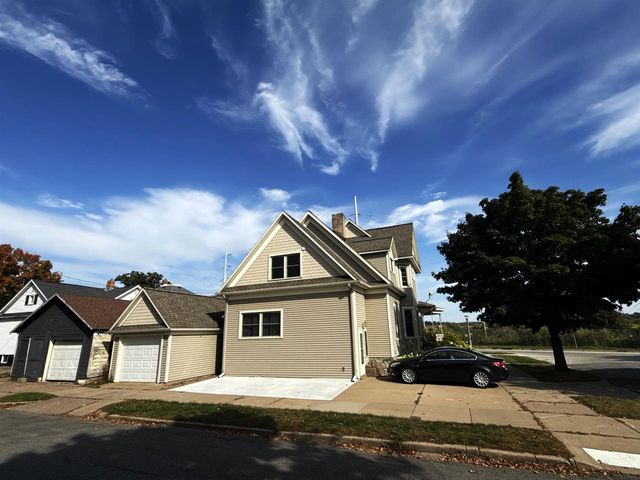 550 S 1ST AVENUE, Wausau, WI 54401