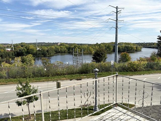 550 S 1ST AVENUE, Wausau, WI 54401