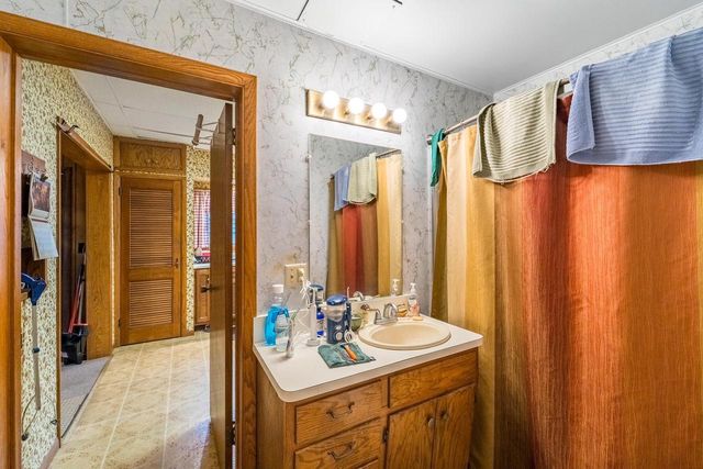 550 S 1ST AVENUE, Wausau, WI 54401