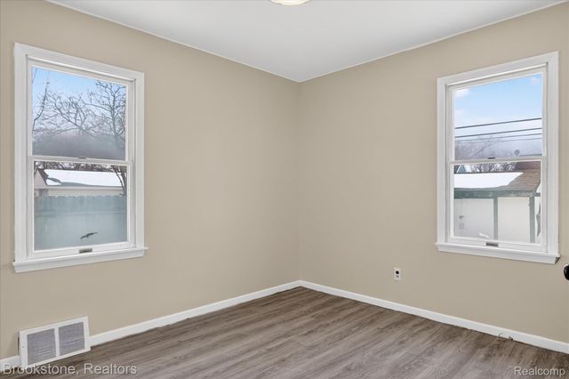 22315 Kramer Street, St. Clair Shores, MI 48080