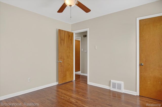 22315 Kramer Street, St. Clair Shores, MI 48080