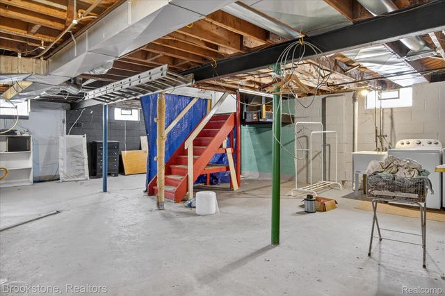 22315 Kramer Street, St. Clair Shores, MI 48080