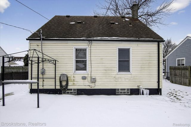 22315 Kramer Street, St. Clair Shores, MI 48080