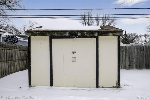 22315 Kramer Street, St. Clair Shores, MI 48080