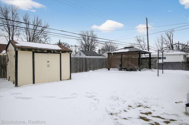 22315 Kramer Street, St. Clair Shores, MI 48080