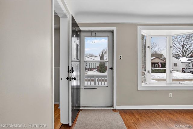 22315 Kramer Street, St. Clair Shores, MI 48080