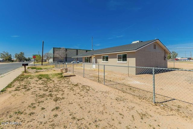 190 W SEAGOE Avenue, Coolidge, AZ 85128