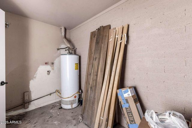 190 W SEAGOE Avenue, Coolidge, AZ 85128