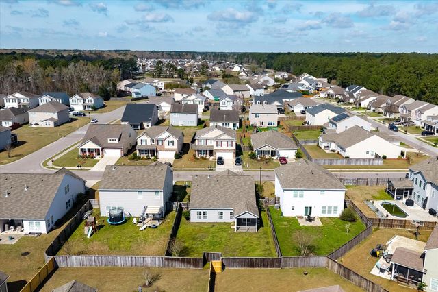 602 Zinnia Drive, Goose Creek, SC 29445